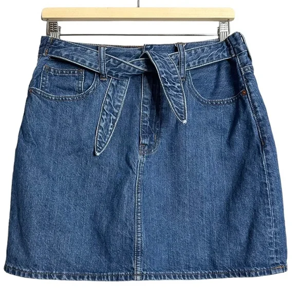 Madewell Rigid Denim Straight Mini Skirt in Haydel Wash: Tie-Waist Edition - Picture 2 of 8
